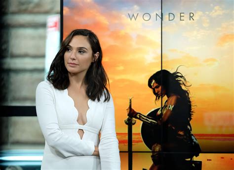 dc comics and arrowverse what roles did gal gadot almost play casting calls