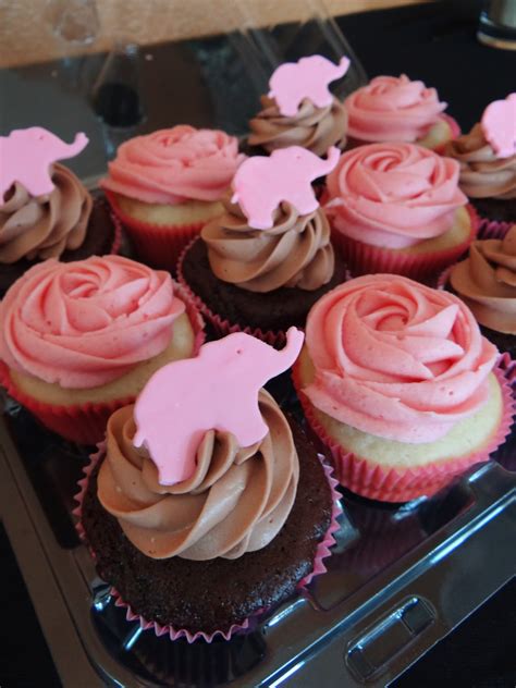 Pictures of baby shower cupcakes. Libby's Cupcakes Etc: Pink Elephant Baby Shower Cupcakes
