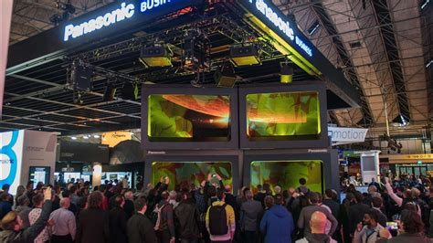 Live Ise 2018 The Panasonic Showstopper Youtube