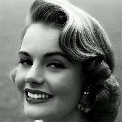 900 × 900 Vintage Hairstyles 1950s Hairstyles 1950s Hair And Makeup