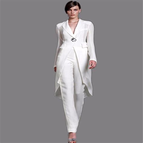 2016 Plus Size Mother Of The Bride Pant Suits With Jacket White Crystal