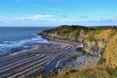 Traeth Bach Southerndown Southerndown Is A Village In Sou Flickr