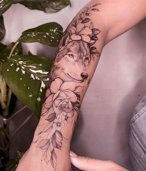 Details More Than 76 Wolf And Flower Tattoo Latest Vn