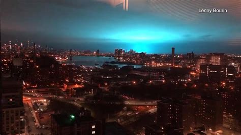 Transformer Explosion Causes New York Skyline To Turn Blue Youtube