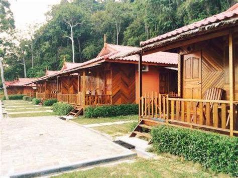 אילו אפשרויות של אוכל ושתייה זמינות במלון ‪shaz resort pulau tinggi‬? Pulau Tinggi: The Most Peaceful & Relaxing Island in Johor