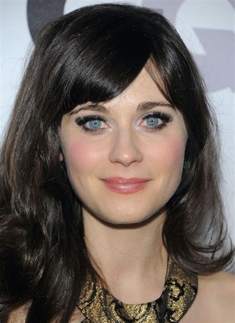 Zooey Deschanel Covers Cosmopolitan Is Almost Unrecognizable Without