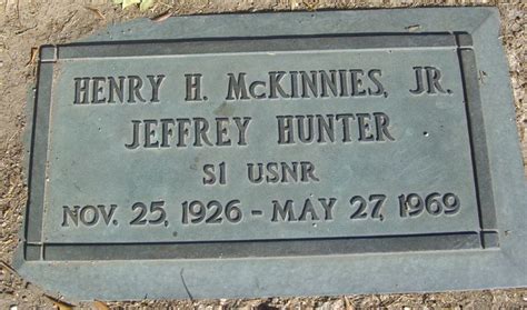 Jeffrey Hunter Find A Grave Photos Jeffrey Hunter Famous Graves Hunter