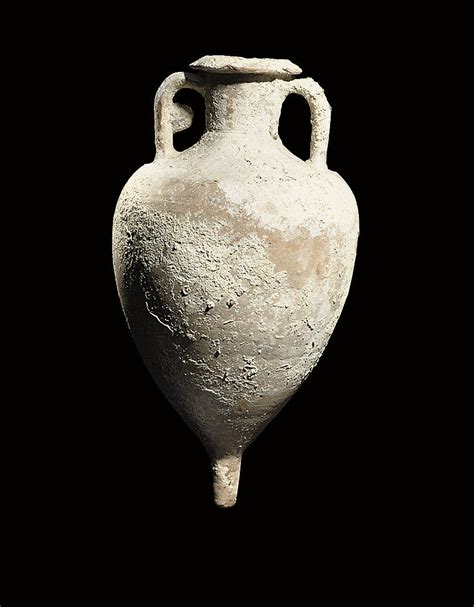 An Eastern Mediterranean Pottery Amphora Circa 4th 2nd Century Bc