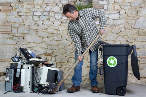 Electronic Waste E Waste Recycling And Disposal Facts