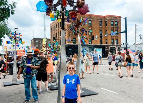 17 Facts About Des Moines Arts Festival - Facts.net