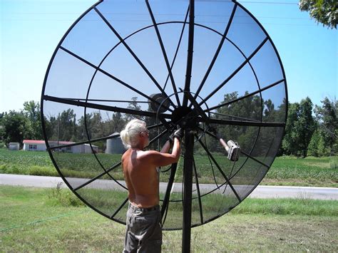 Top 5 largest satellite dishes on earth #1 arecibo observatory, puerto rico #2green bank telescope, usa #3 effelsburg radio. Taking apart a sattelite dish | Rachel | Flickr