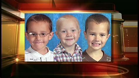 Police Call For End Of Volunteer Searches For Missing Michigan Boys