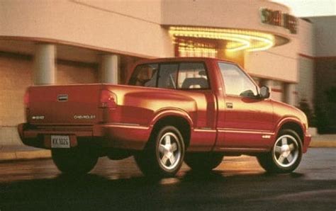 1997 Chevy S 10 Review And Ratings Edmunds