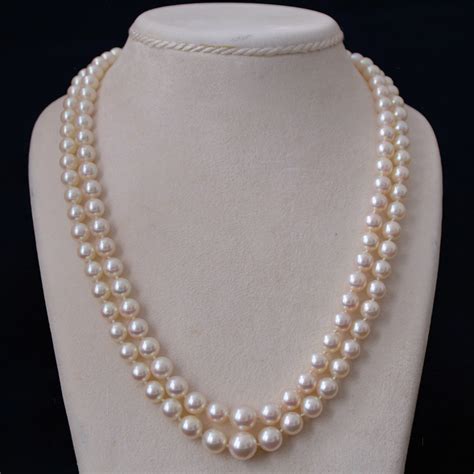 Necklace With A Double Strand Of Pearls