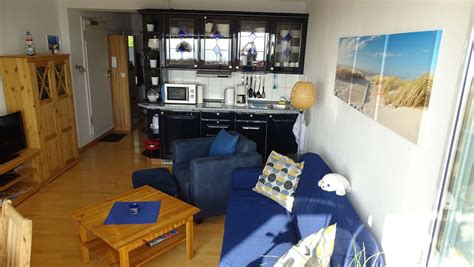 Das haus fernsicht ist das südlichste wohngebäude auf dem oberland helgolands und liegt direkt am falm, einem teilstück des rundwanderweges, und dem aussichtspunkt 'am. Ferienwohnung Appartement Jule *** (mit Seeblick ...