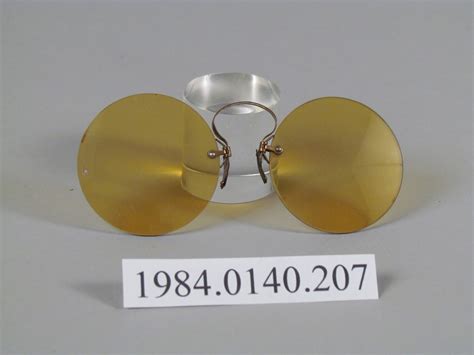 Pince Nez Smithsonian Institution