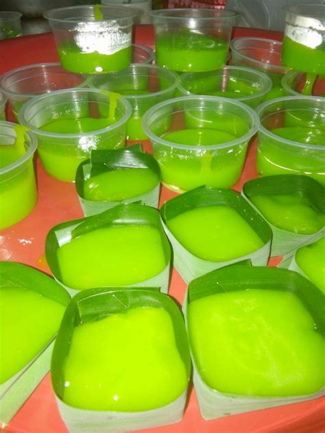 Bila gula dah hancur baru ditambah santan. Cara Buat Kuih Tepung Pelita, Ikut Sukatan Cawan. Gerenti ...