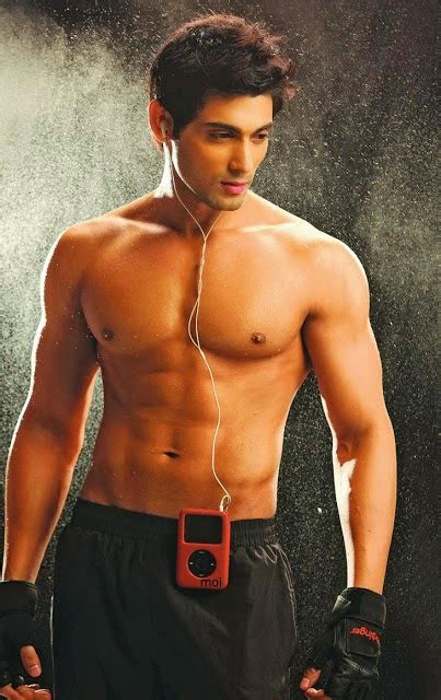 Shirtless Bollywood Men Ruslaan Mumtaz