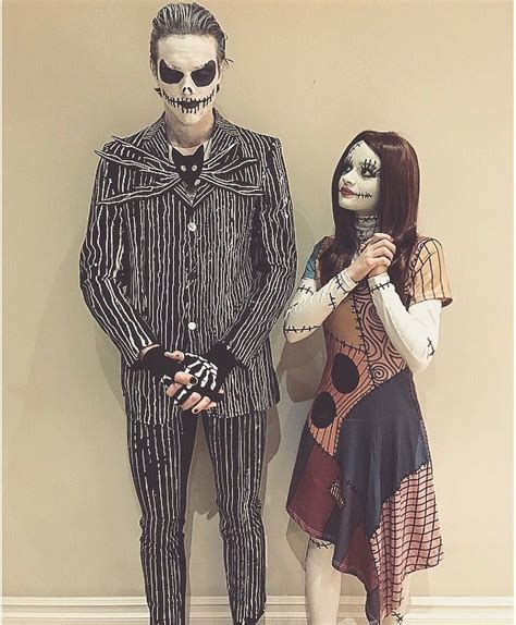 Love These Two As Jack And Sally Disney Couple Costumes Couples