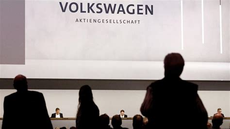 Tochterunternehmen Geldregen mit Kritik VW Aktionäre über Porsche