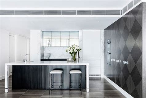 Luxury East House By Brendan Wong Design Apartment Design Luxury Design
