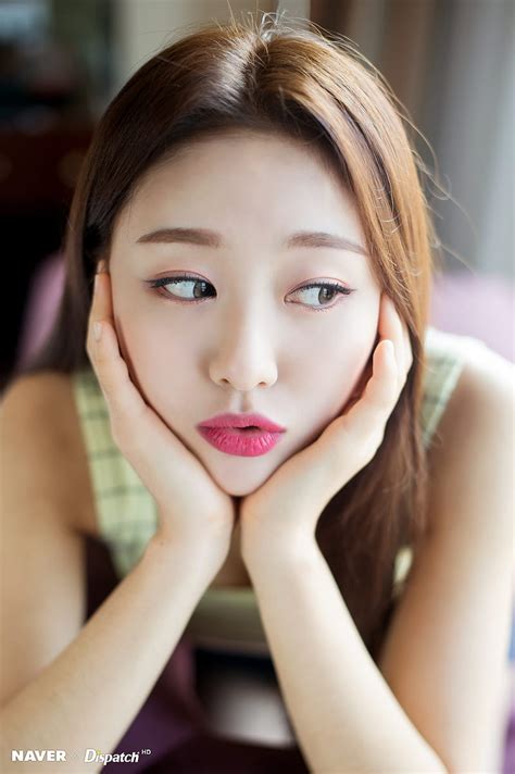 K Pop LOONA Asian Women Yves HD Phone Wallpaper Peakpx