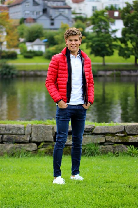 Johannes hoesflot klaebo destroys his opponents at the 2018 norwegian championship sprint. En kommende verdensmester? - Høyerblogg Trondheim ...