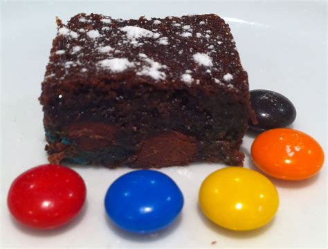 Mandm Choc Slice 340g Pack Of Choc Cake Mix 34c Melted Butter 400g Can