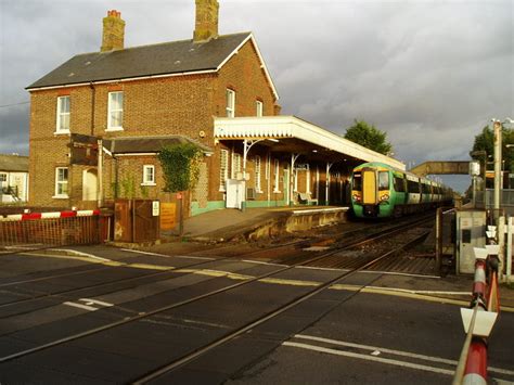 Angmering Station © Peter Holmes Geograph Britain And Ireland
