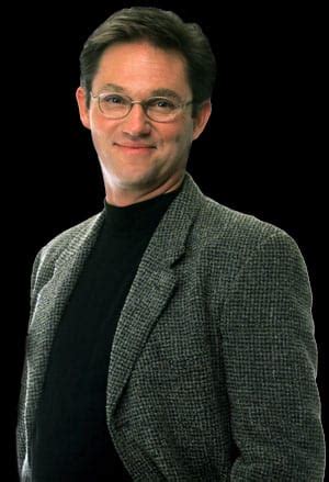Richard thomas anderson is 5' 2. Picture of Richard Thomas
