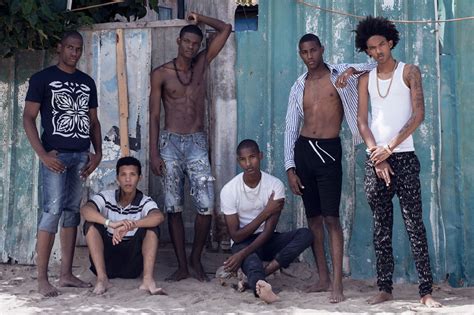 Jamaicas New Wave Models Com Mdx