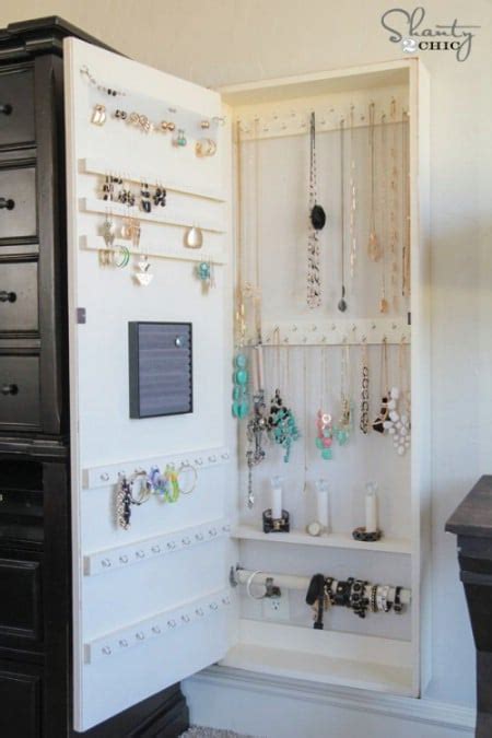 25 Brilliant Diy Jewelry Organizing And Storage Projects Diy And Crafts