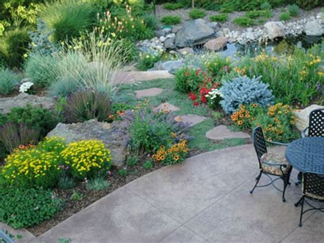 Popular Xeriscape Landscape Ideas For Your Front Yard 27 Magzhouse