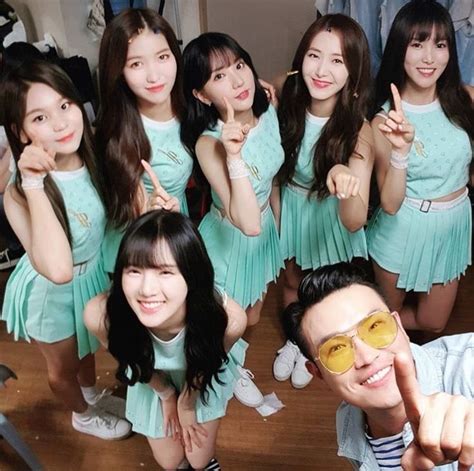 Pin By Ameenmin On Gfriend G Friend Korean Girl Groups Instagram Update