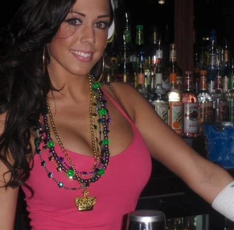 Hottest Bartenders Girl ~ Sexy Picture Galery
