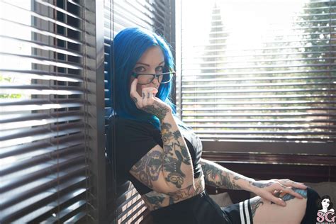 Beautiful Suicide Girl Riae The Theory Of Riaelativity 9 High Resolution Lossless Iphone