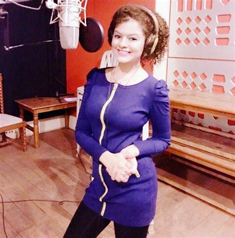 Palak Muchhal Hot And Sexy Photos 35 Hot And Sexy Beutifull Photos Of Palak Muchhal पलक मुच्छल