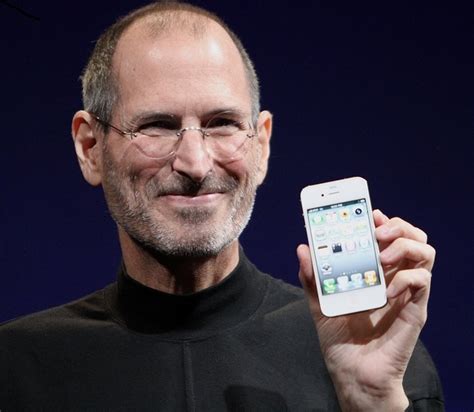 What Makes Steve Jobs A Charismatic Speaker