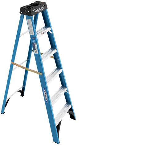 Werner 6 Ft Fiberglass Step Ladder With 250 Lb Load Capacity Type I