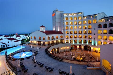 A seaside resort is a town, village, or hotel that serves as a vacation resort and is located on a coast.sometimes the concept includes an aspect of official accreditation based on the satisfaction of certain requirements, such as in the german seebad. Arena Regia Hotel & Spa - Marina Regia Residence, Mamaia ...