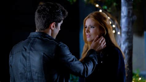 Famous In Love Recap Of Kisses Disses And Rainers Swing And A