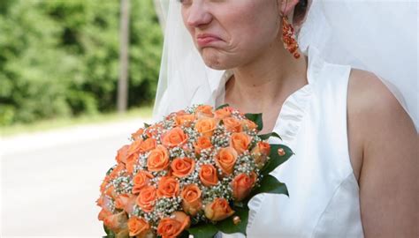 Bride Baffles Guests With Bizarre Wedding Invite Newshub