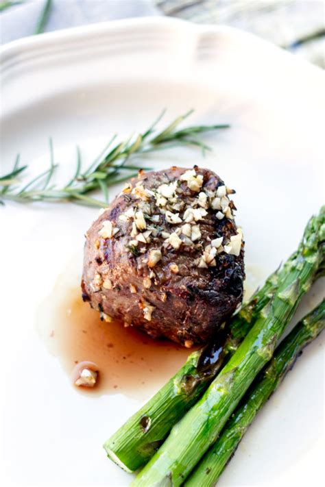 10 Garlic Clove Marinated Grilled Filet Easy Peasy Meals