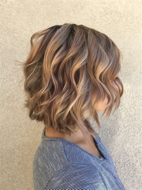 Highlights And Lowlights Mahogany Lowlights And Soft Carmel Highlights With A Layered Bob And