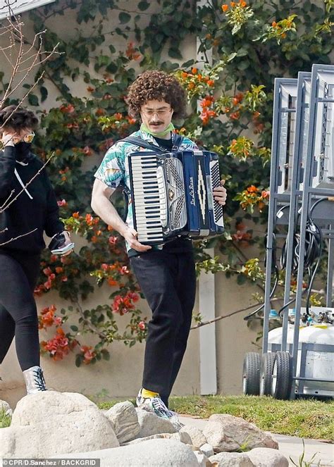 Daniel Radcliffe Spotted As Weird Al Yankovic On The Set Of His New Biopic