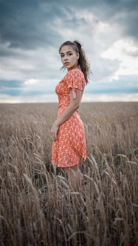 Alina Sabirova Girls Model Hd 4k Field Hd Phone Wallpaper Rare