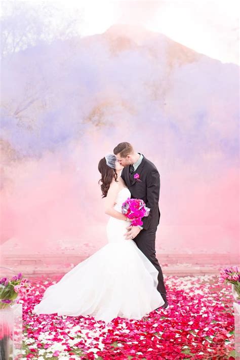 Instead, it is an image that used as titles or clickable call to action on intros or outros. 10 Cool Special Effects for Your Wedding Photos | BridalGuide