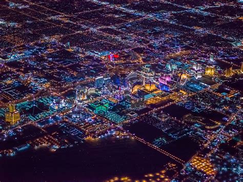 Unseen Side Of Las Vegas In Stunning Aerial Photos Shot From 10800 Feet