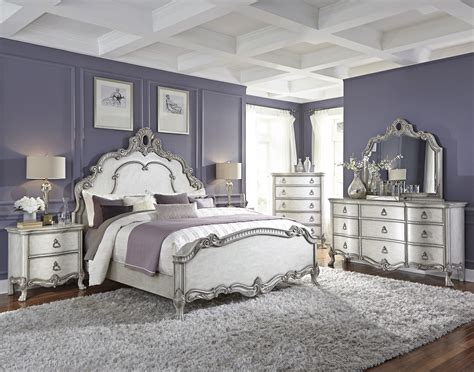 Grey bedroom ideas will not have any doubtful statement as if you want to combine it with the color of gorgeous one—silver. bedroom decorating ideas silver | White, silver bedroom ...