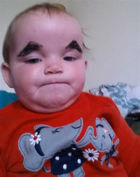 Drawing Eyebrows On Babies Best Thing Ever Crianças Look Fotos